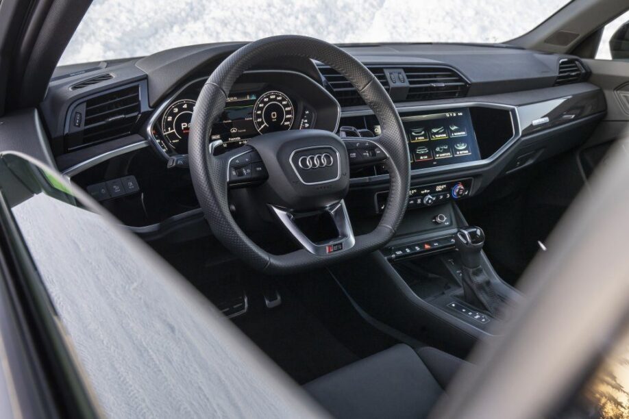 Audi RS Q3 interieur