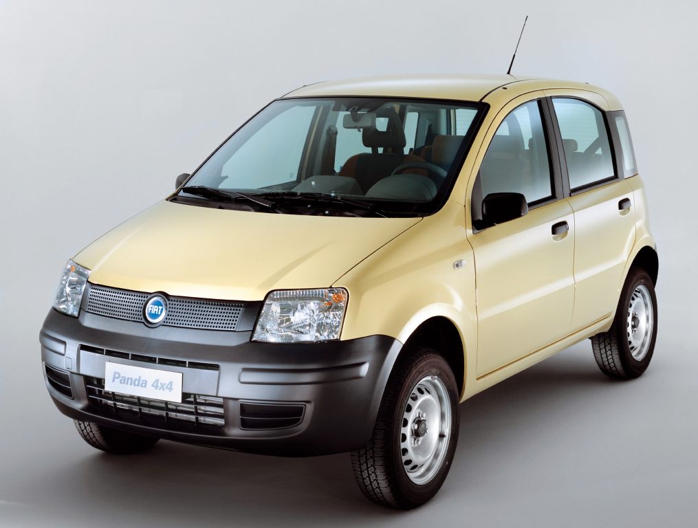 Fiat Panda 4x4 geel voorzijde
