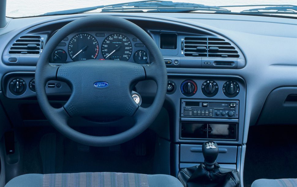 Ford Mondeo '93 (Interieur)