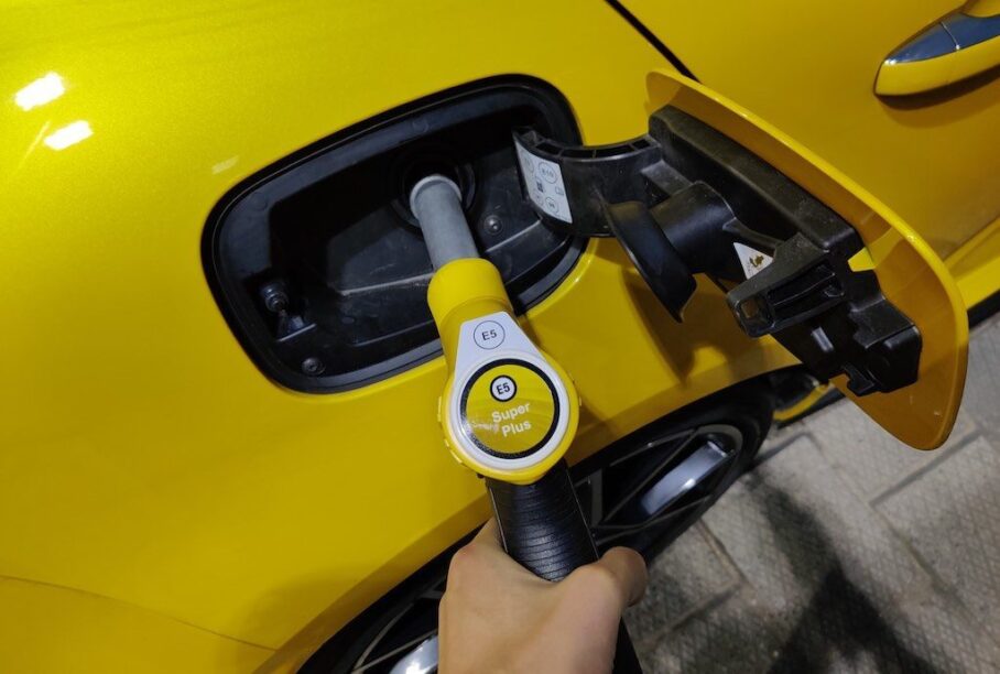 Benzine voor minder dan 1,45 euro per liter in NL