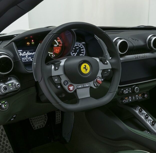 Tailor Made Ferrari Portofino voelt Brits aan