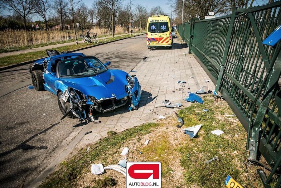 Lotus Elise crash hek
