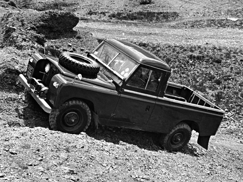 Land Rover Defender pick-up