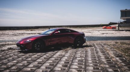 Aston Martin Vantage 2020 rijtest