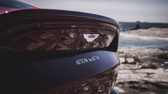 Spoiler Aston Martin Vantage rijtest