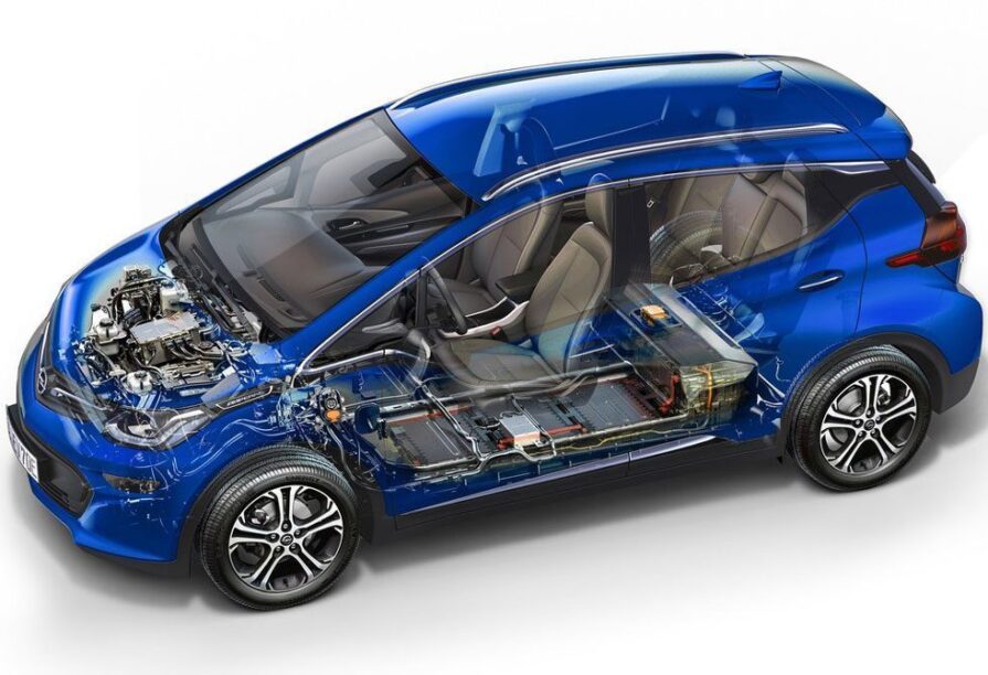 Wat zijn de kosten van een elektrische auto, zoals deze Opel Ampera-e?