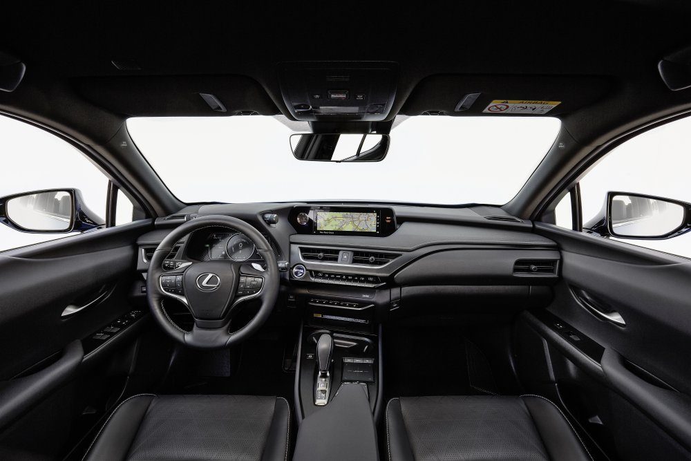 Lexus UX300e rijtest