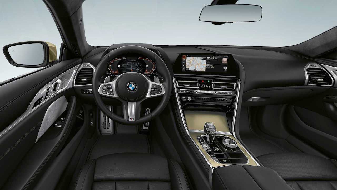 BMW 8 Serie Golden Thunder interieur