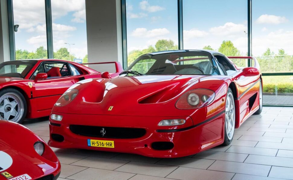Ferrari F50 op NL kenteken