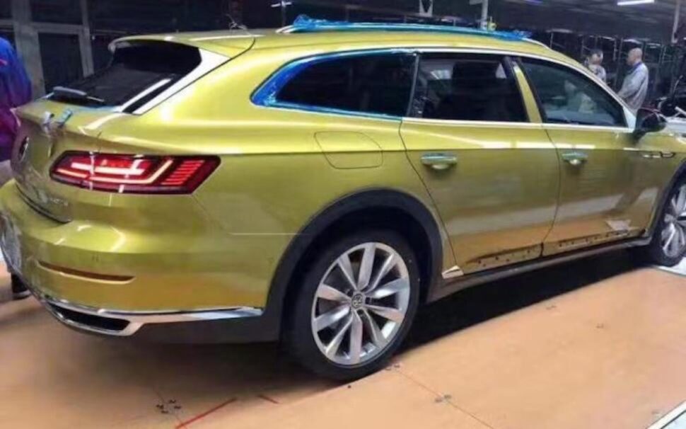 Volkswagen Arteon Shooting Brake bevestigd