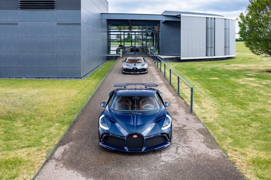 Bugatti Divo blauw