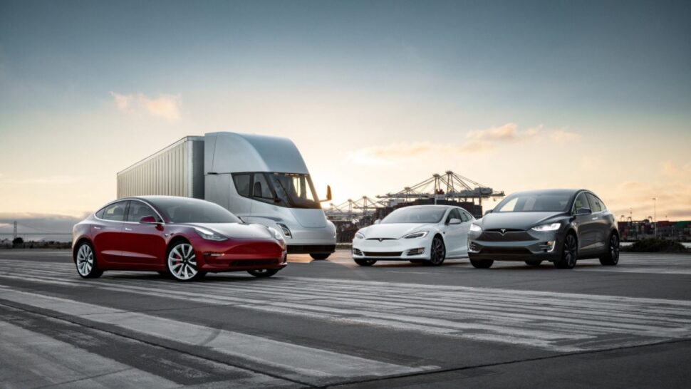 Nieuwe Tesla hatchback