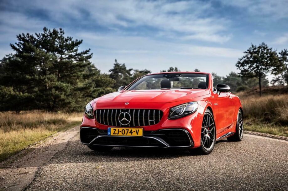Mercedes S 63 rood