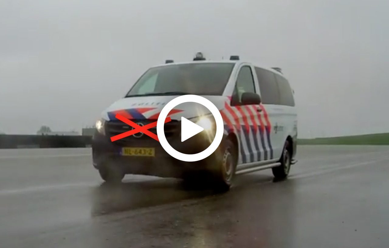 Video: NL politie in een 'Volkswagen' Vito?!