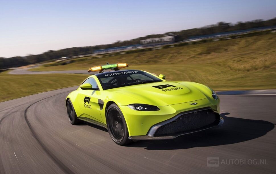 Aston Martin safety car
