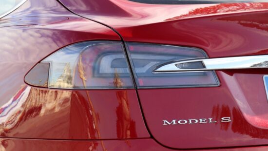 Tesla Model S weer duurder