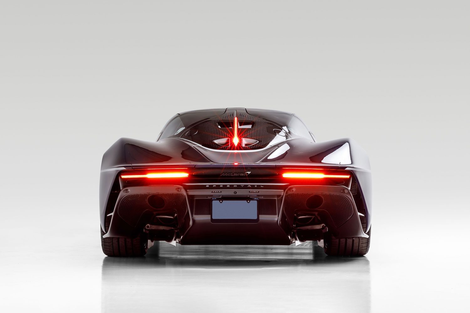McLaren Speedtail, onderdeel van de  RM Sotheby's Arizona veiling