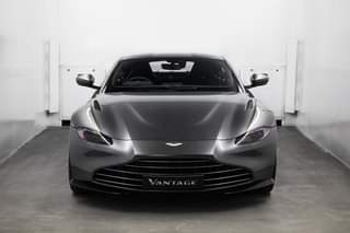 De Vane-grill van Aston Martin Vantage Works