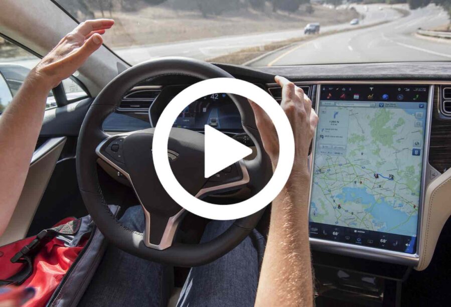 Video - Tesla rijdt bijna 15 minuten volledig zelfstandig!