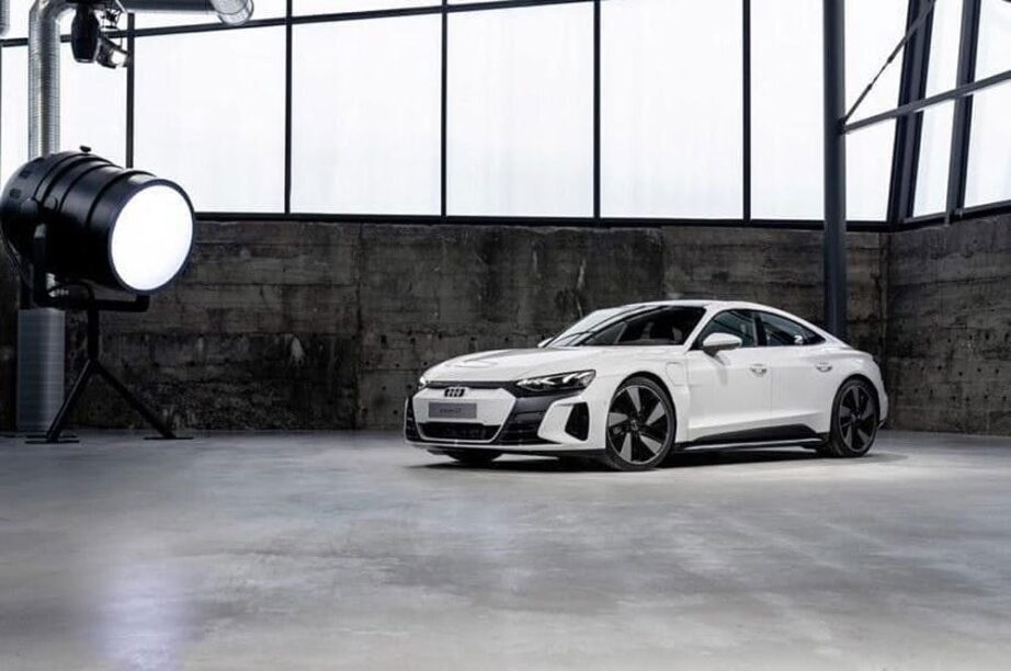 Audi e-tron GT gelekt