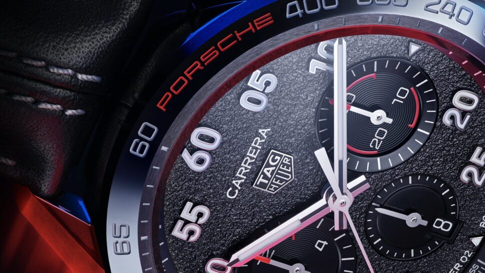 De Tag Heuer Carrera Porsche Chronograph ondersteboven
