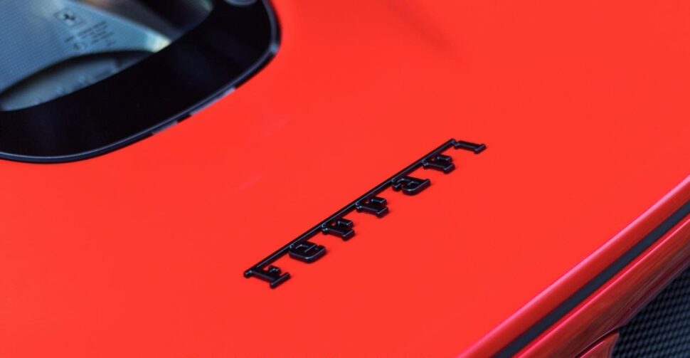 De Ferrari-letters op een LaFerrari