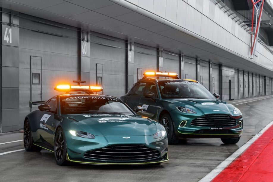 De Aston Martin F1 Safety & Medical Car zijn hier