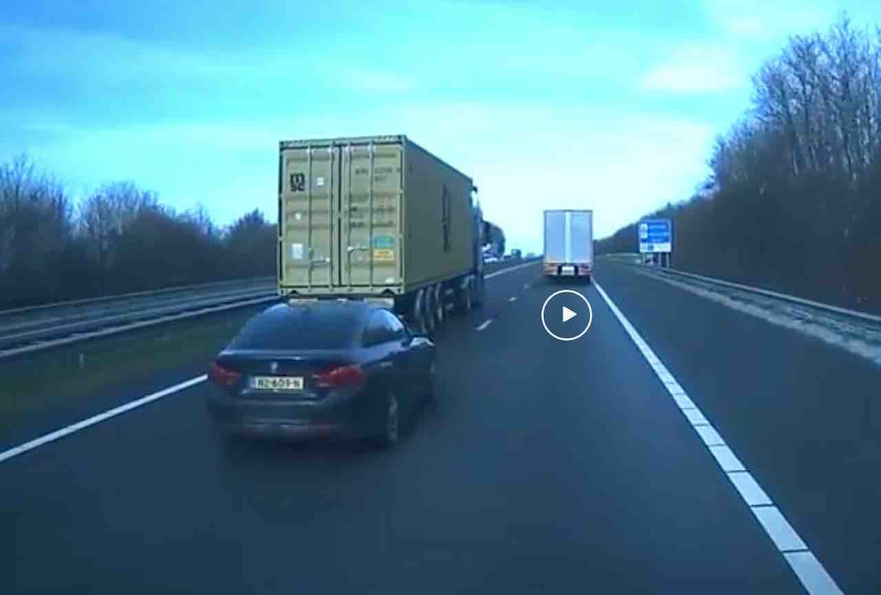 Video: Nederlander in BMW is een aso