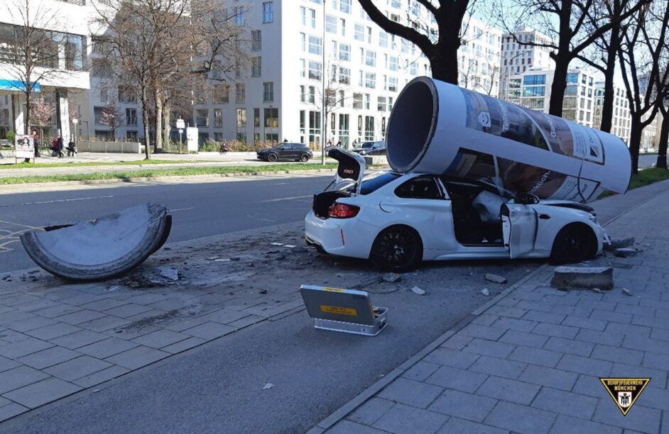 BMW M2 crash