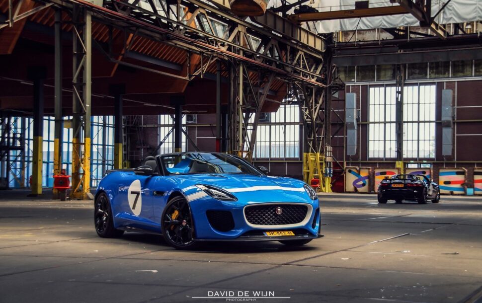 Jaguar Project 7's op Nederlands kenteken