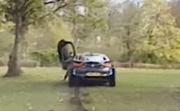 Video: politieachtervolging met een BMW i8