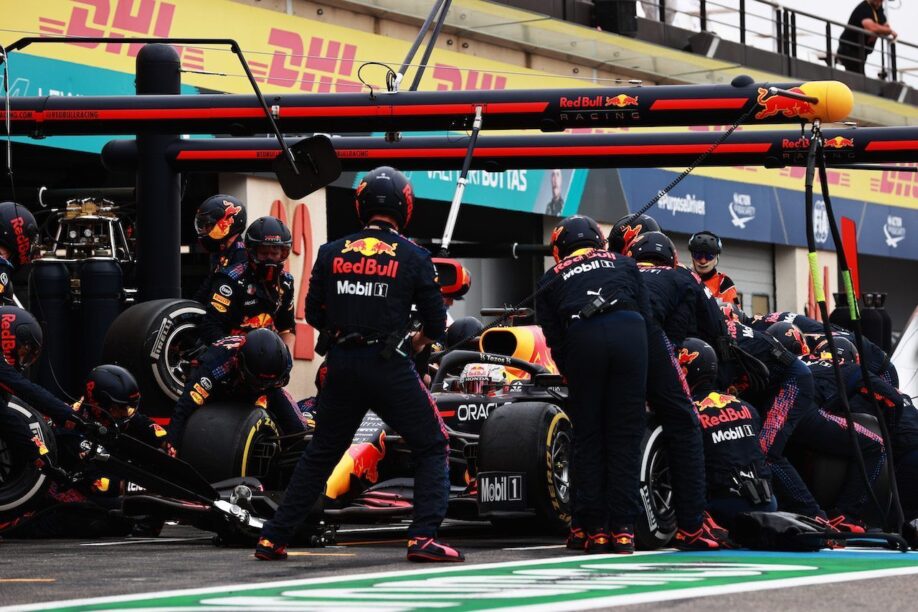 Marko: Mercedes verantwoordelijk voor langzamere pit stops