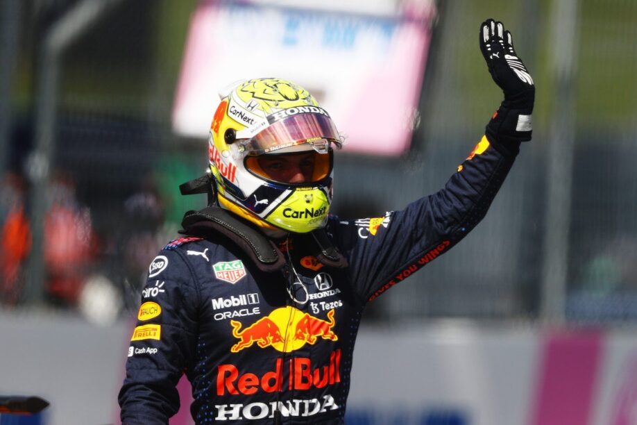 Lezersvraag: lukt het Lewis Hamilton om toch wereldkampioen te worden?