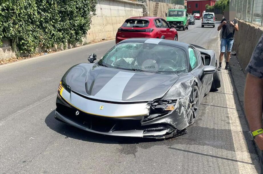 1.000 pk Ferrari SF90 Assetto Fiorano crasht hard