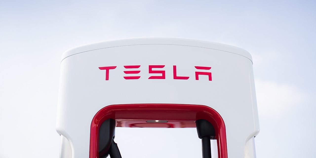 Ook niet-Tesla's kunnen straks snelladen bij Superchargers