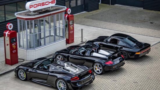 Porsche trio