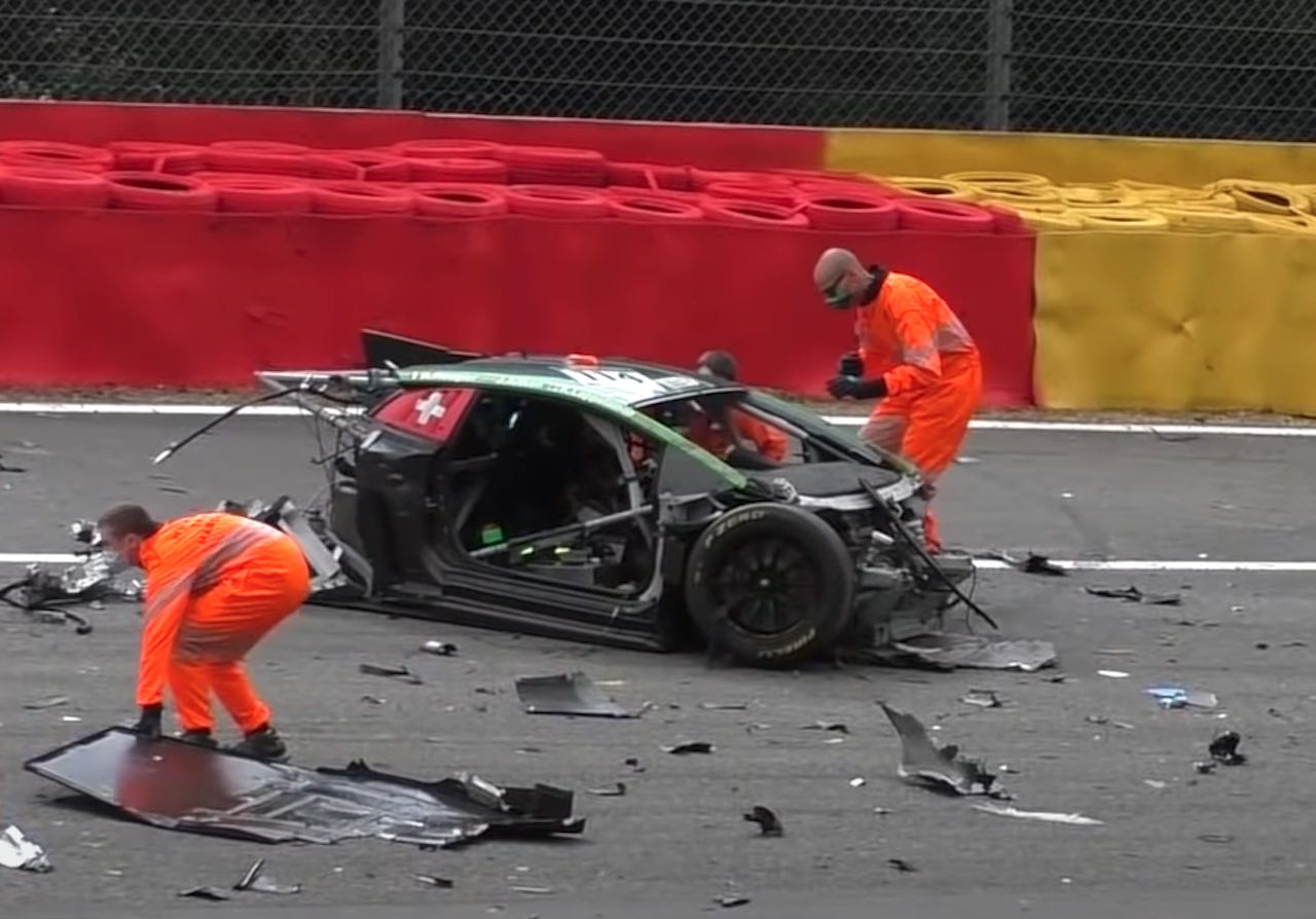 Video: zware crash tijdens 24u op Spa