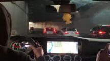 Video: jongeren in onder andere BMW M4 als gekken over de snelweg