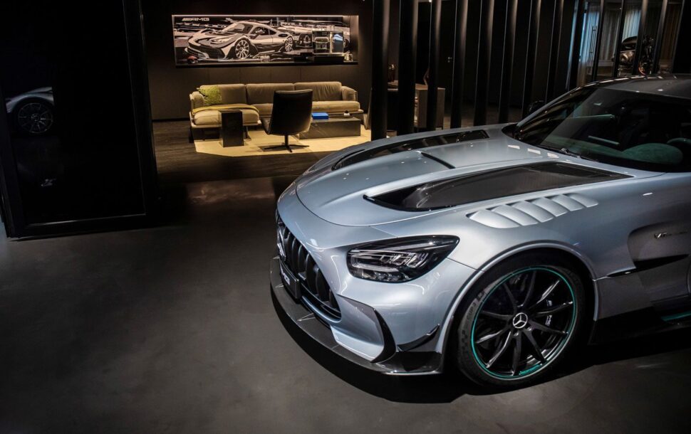 AMG Customer Delivery Center