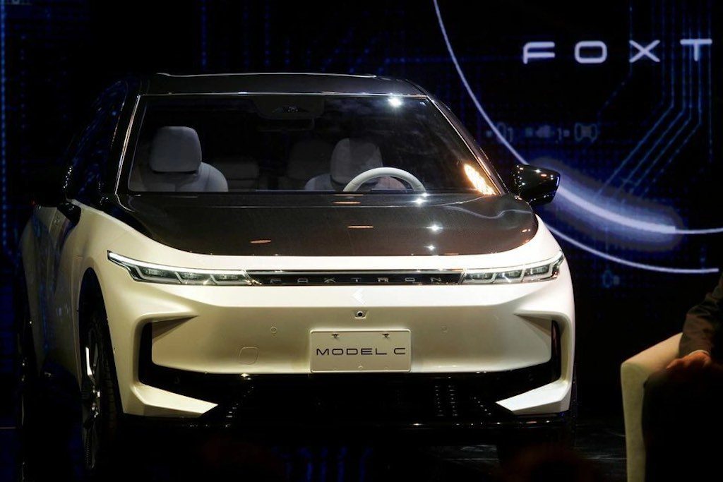 iPhone-maker Foxconn toont eerste auto's