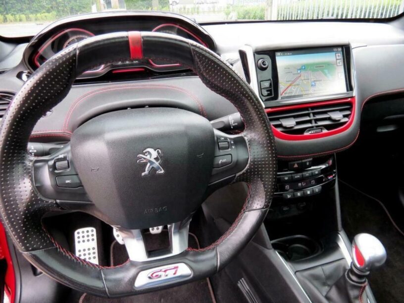 oedkoopste Peugeot 208 GTI