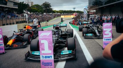 Hamilton krijgt dikke vette straf na Grand Prix Brazilië