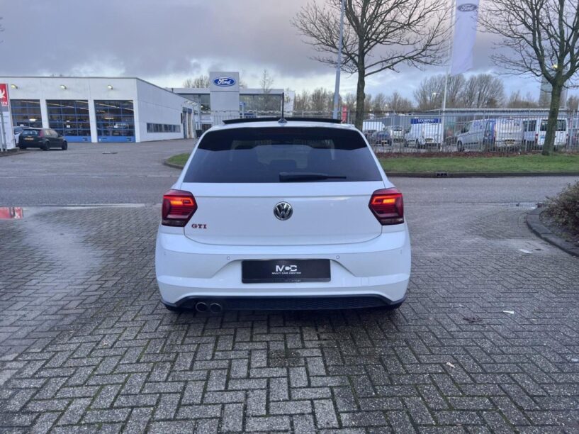 witte Polo GTI