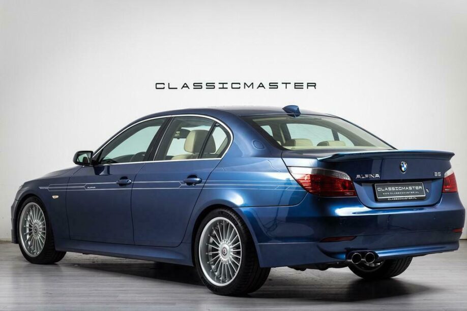 BMW M5 vs. Alpina B5