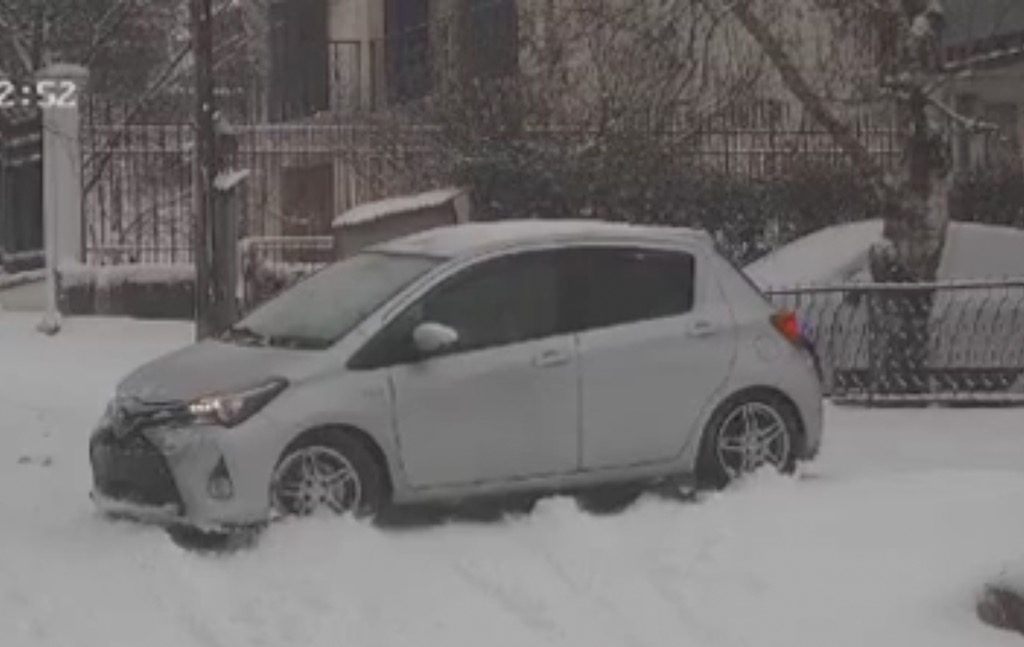 Video: sneeuw zorgt voor onverwachte dingen