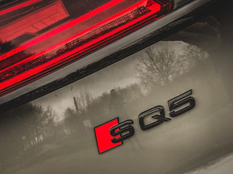 Audi SQ5 TDI badge