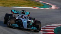 Mercedes maakt geen fouten, aldus Lewis Hamilton