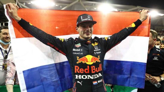 Max Verstappen heeft megadeal met Red Bull rond