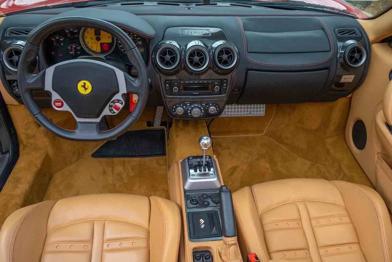 handgeschakelde Ferrari F430