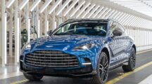 Klant stelt uitgesproken Aston Martin DBX707 samen